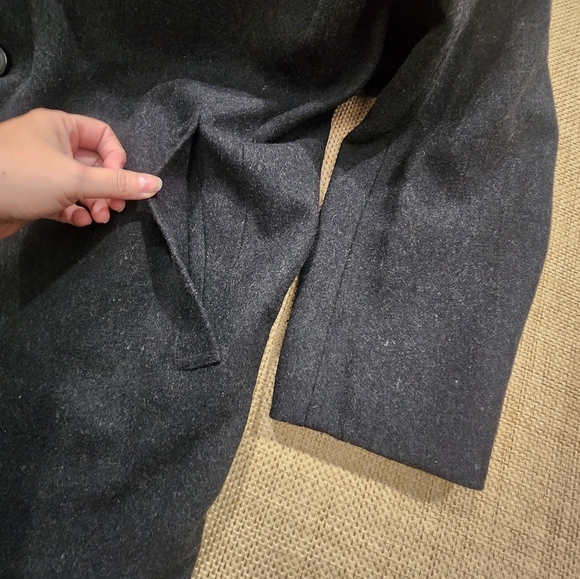 Giorgio Armani Charcoal Gray Wool Overcoat Trench Coat Long Sz 50R - Picture 8 of 8